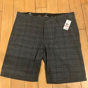 NWT Atlantis Mens Plaid Shorts Stretch size 36